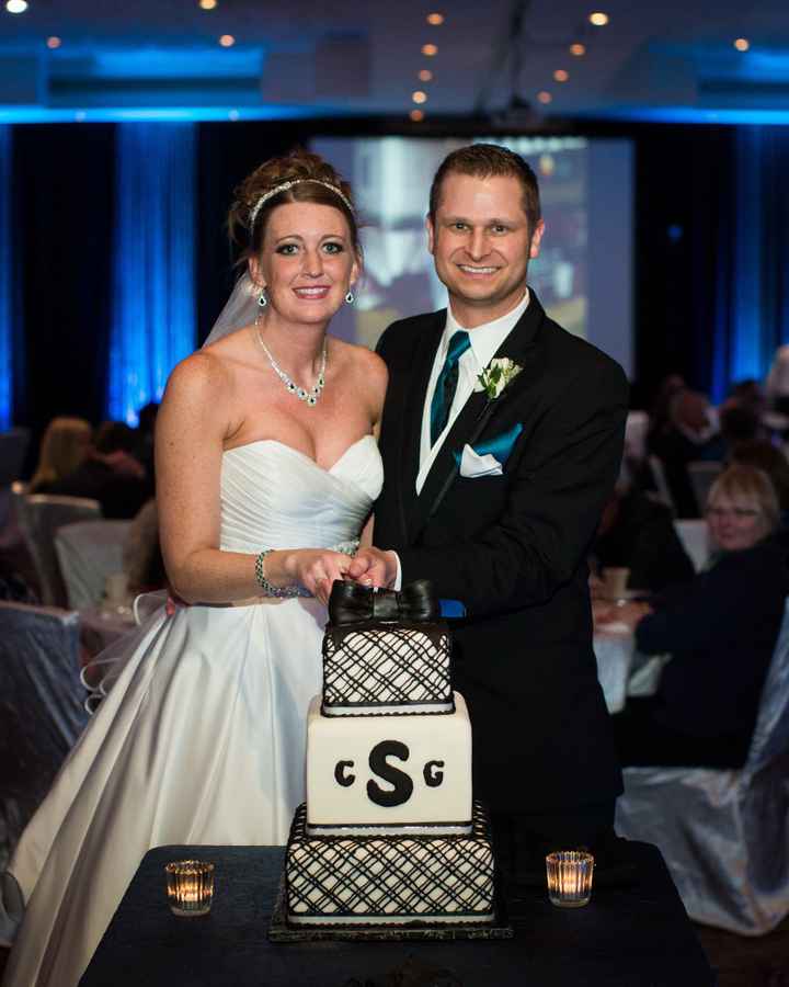 Married with Pictures!!