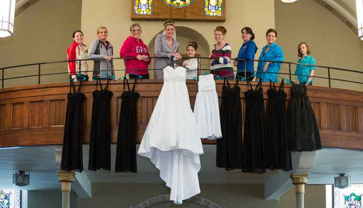 Married with Pictures!!