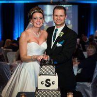 Married with Pictures!!