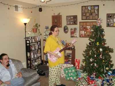 Hey! It's me FMS! and I have pictures! Funny ones!!