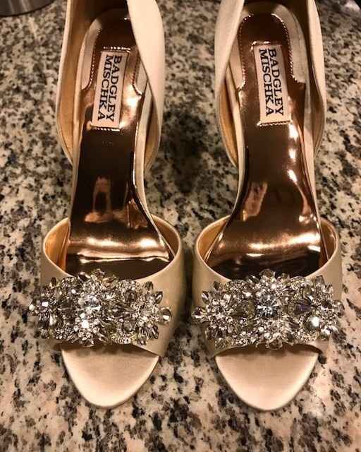 Let Me See Your SHOES!