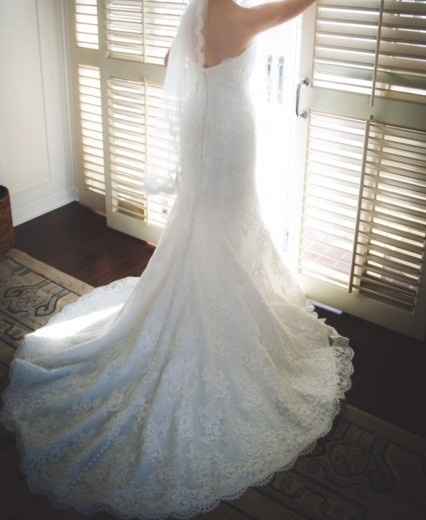 Show off those dresses!