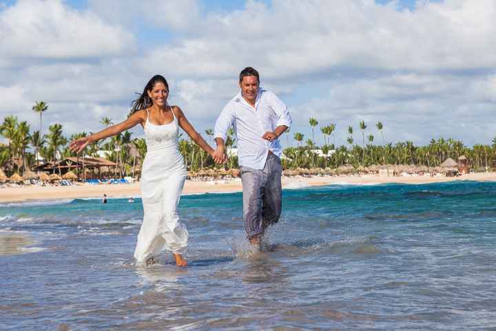 Reposting due to some requests....Trash The Dress Pics!!!