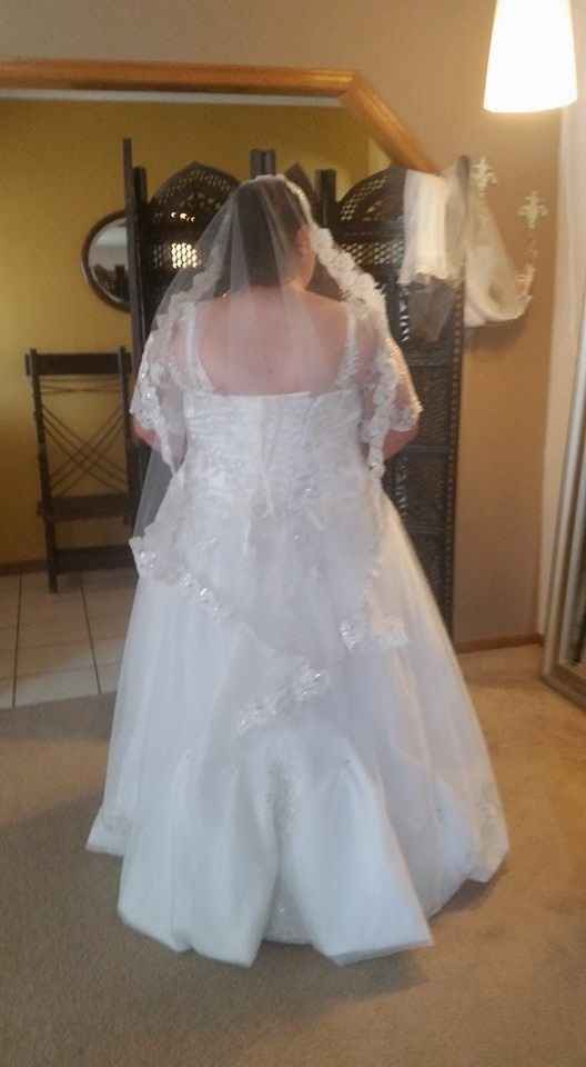 Any brides NOT wearing a cathedral veil?