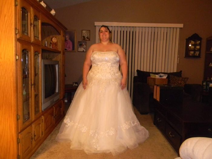 Plus size wedding dresses... Which way to go?