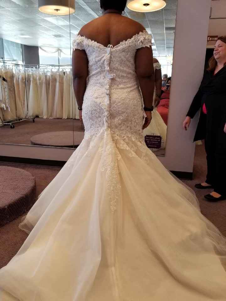 Who else loves lace?  Show off your lace dresses and/or veils! - 1