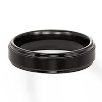 We show off our rings a lot, why not show off your grooms ring!