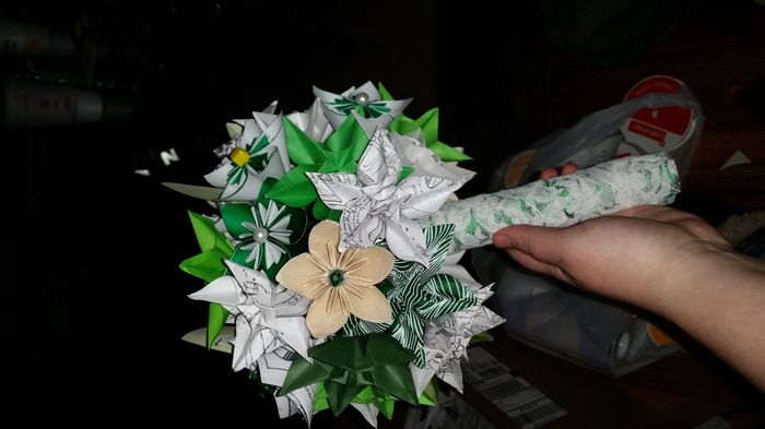 Satin/Brooch Bouquet - Foam bases so small!!!