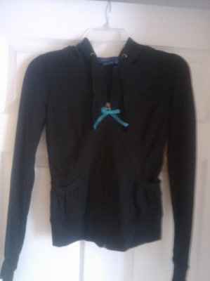 Make your own Bride/Bridesmaid hoodies for $7.00 **Pics**