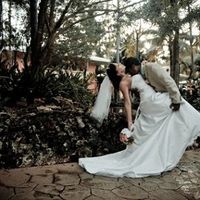 I'm back (finally) and married! *Pics!*