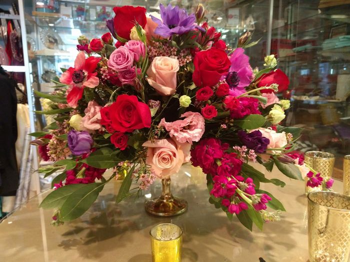 Update in comments: Decisions on Florists and Centerpieces
