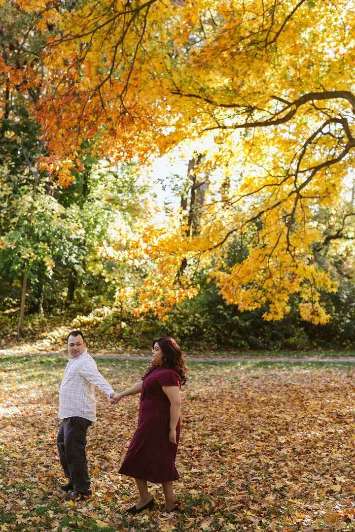 Plus-Sized Engagement Pictures Help