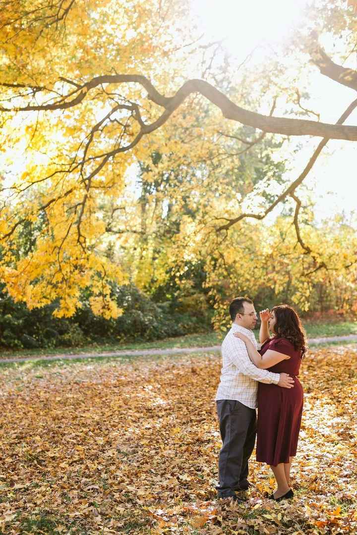 Plus-Sized Engagement Pictures Help