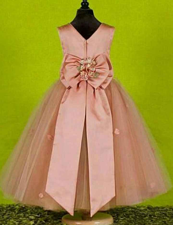 I wanna see your flower girl dresses!!