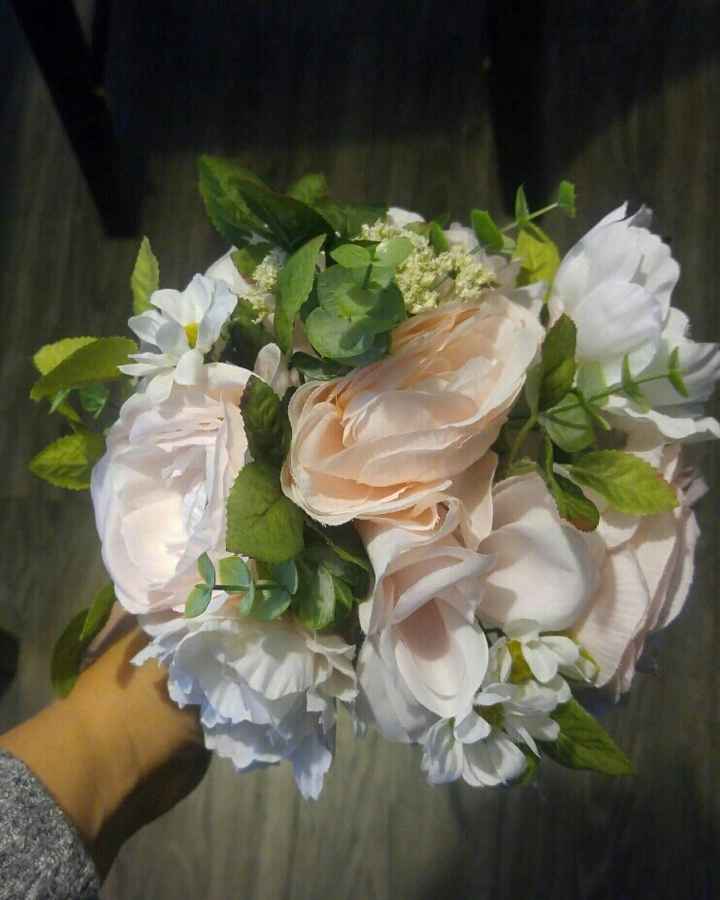 DIY Bridesmaid bouquets!