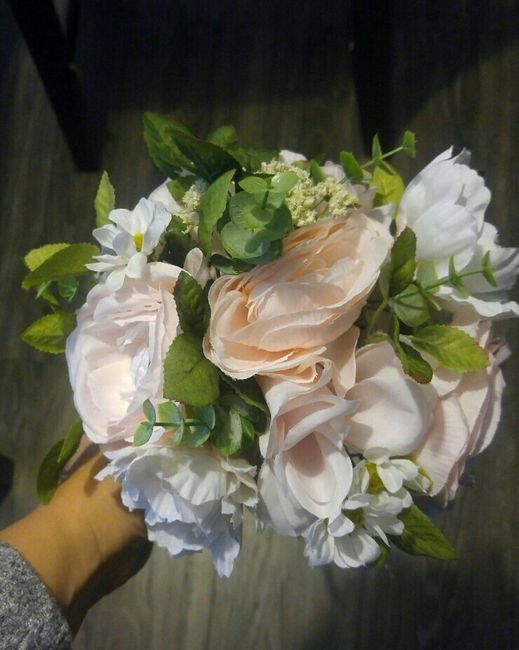 DIY Bridesmaid bouquets!