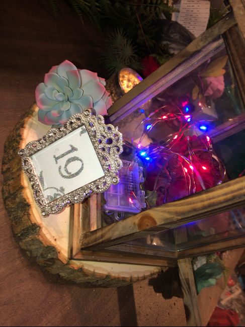 Centerpiece mock-up Lanterns/floral Plum and burgundy - 4