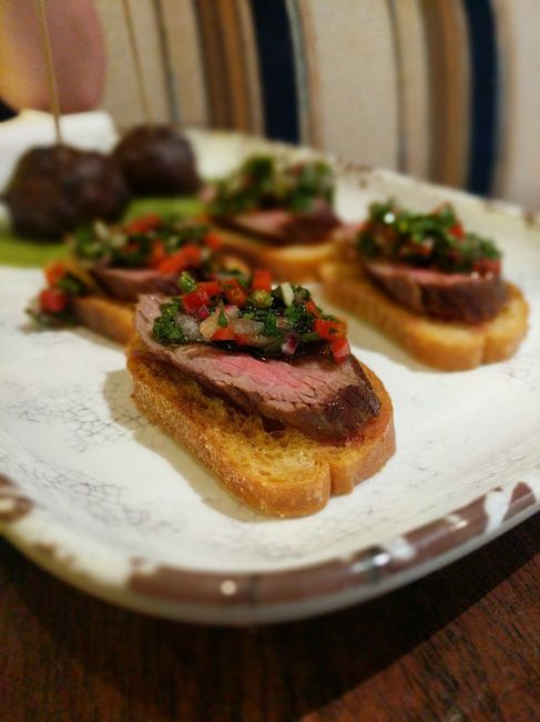 steak bruschetta with chimichurri