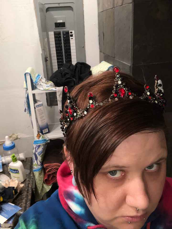 Custom Jewelry/tiara Designers? - 1