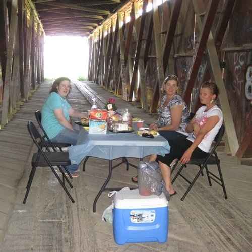 Surprise Bridesmaids Picnic