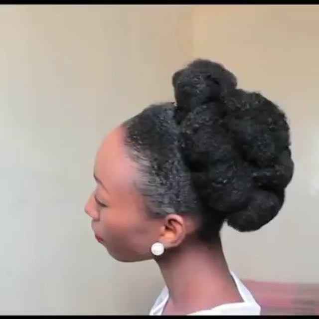 Destination wedding hairstyle - afro textured hair