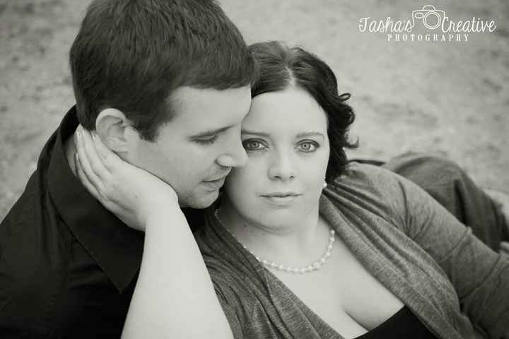 Plus-Sized Engagement Pictures Help