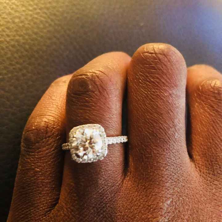 Show me... your halo engagement rings!! 💍 - 1