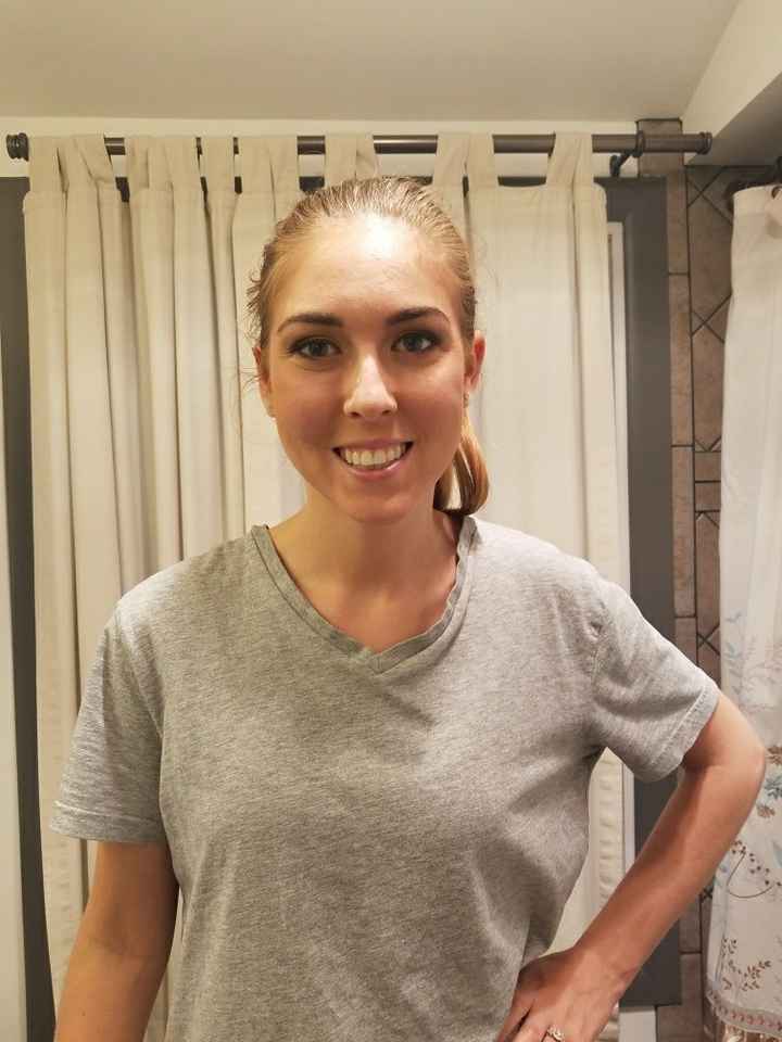 Future stepdaughter is doing my makeup