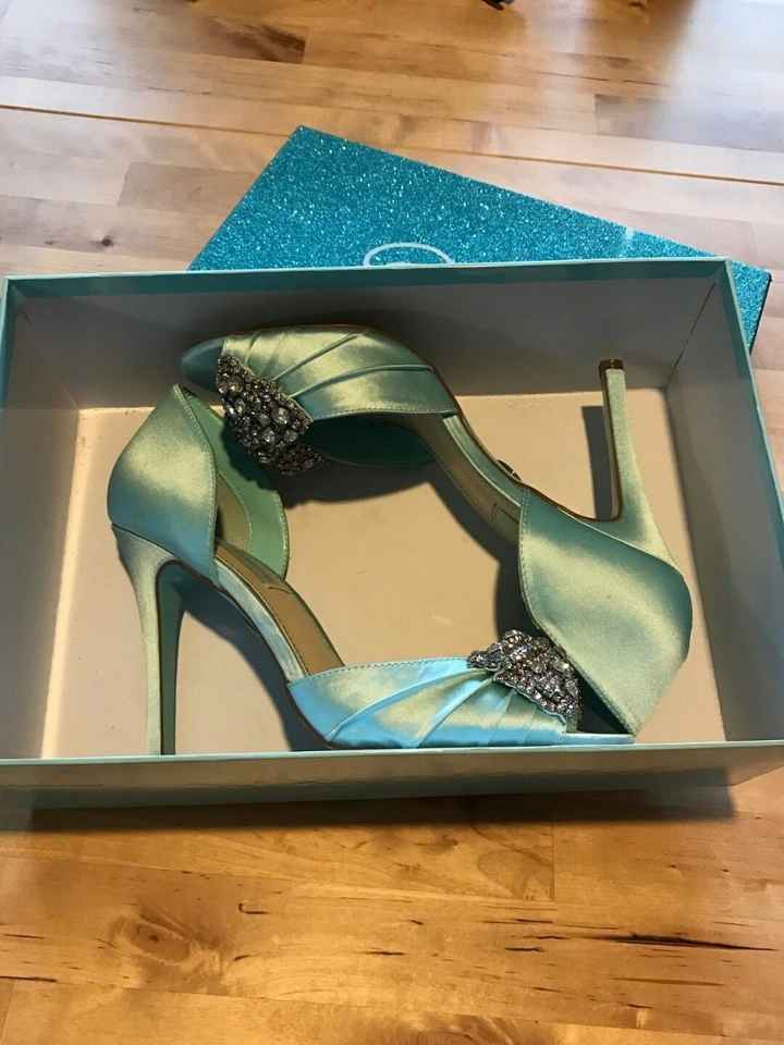 Betsey Johnson shoe opinion