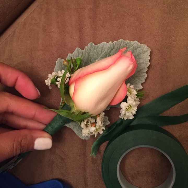 DIY wedding boutonniere