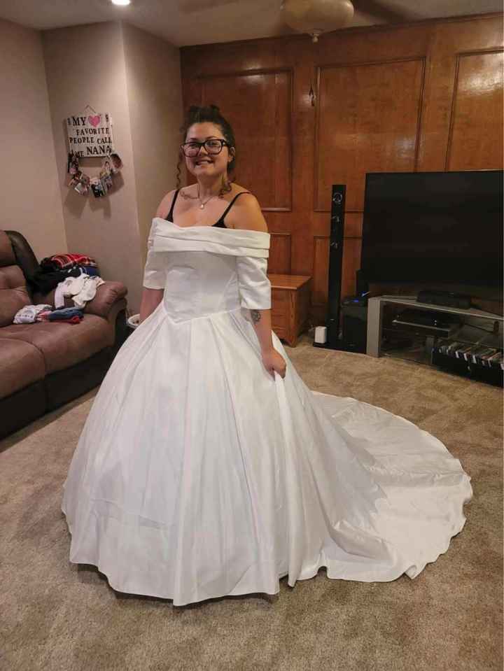 Let's hear it for the discount and secondhand dresses! - 1