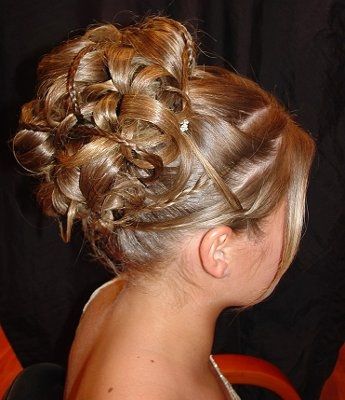 so how is everyone doing their hair
