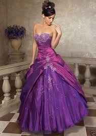 I need help picking a dress color(s) for my wedding party