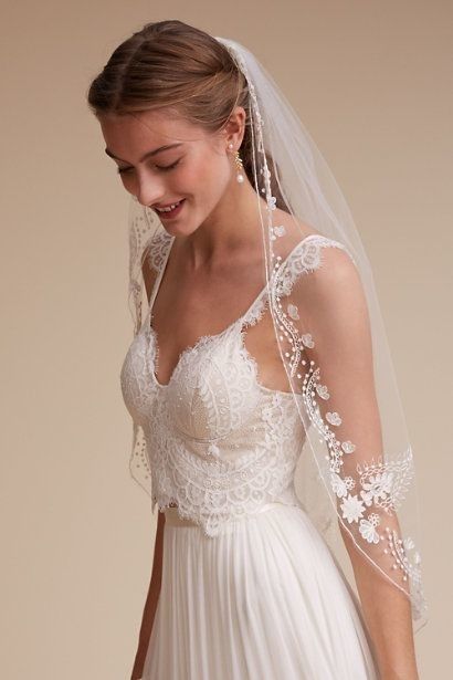 Show me your veils!