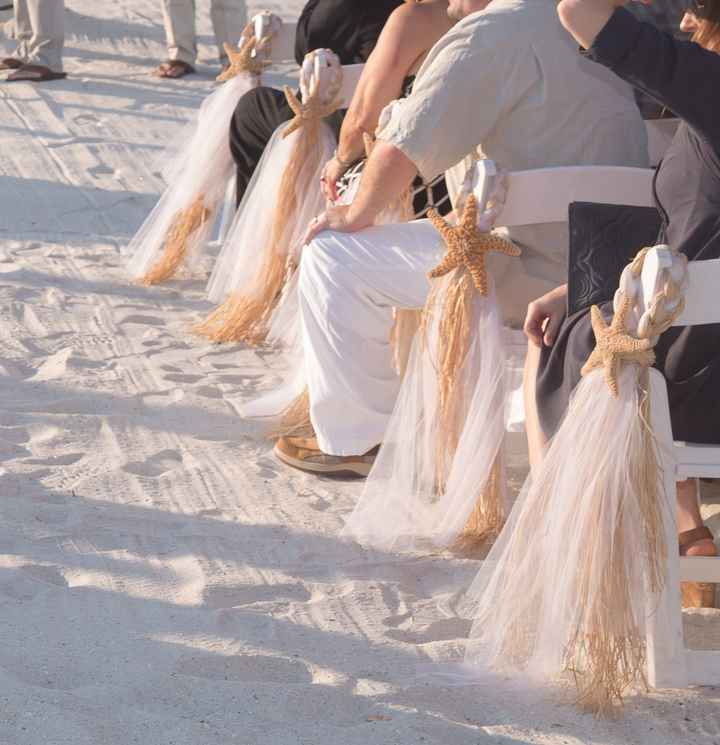 Let me see your aisle decor!