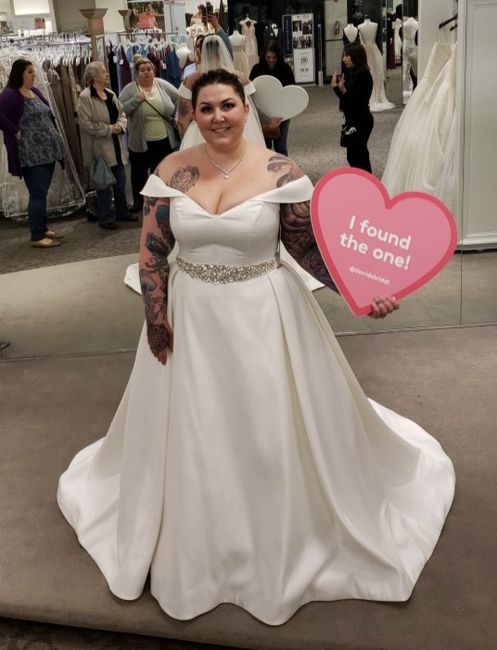 Show me your ball gowns! - 1