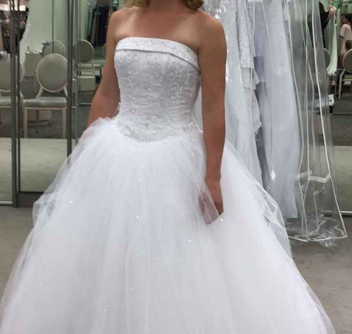  What jewelry goes best with princess dresses? - 1