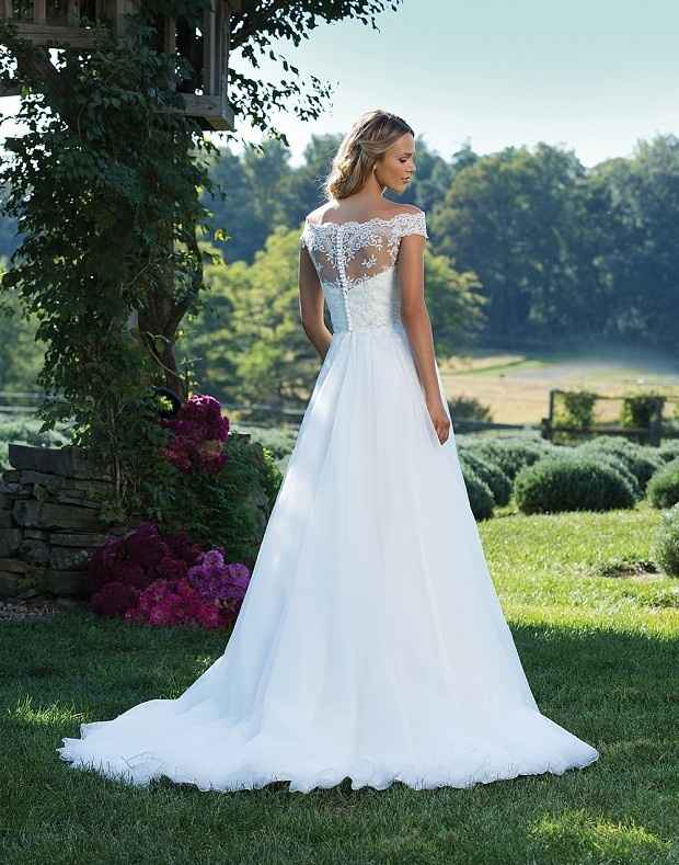 Let me see your dress.