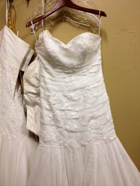 What jewelry should I wear with my dress??