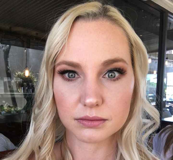 Bad hair/makeup trial. Should i do my own? - 1