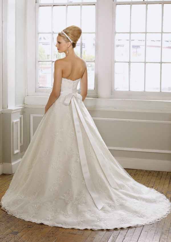 Lets see... YOUR GOWNS!