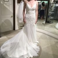 Second guessing my dress 😭 - 4