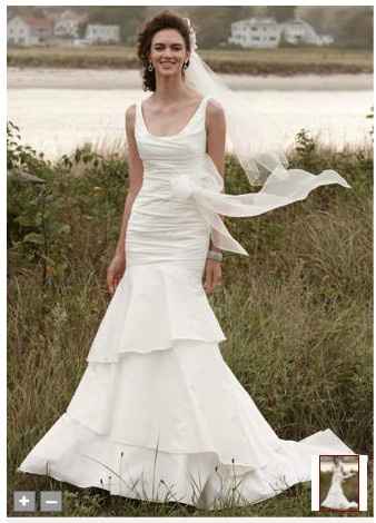 Non strapless dresses? Lets see them...