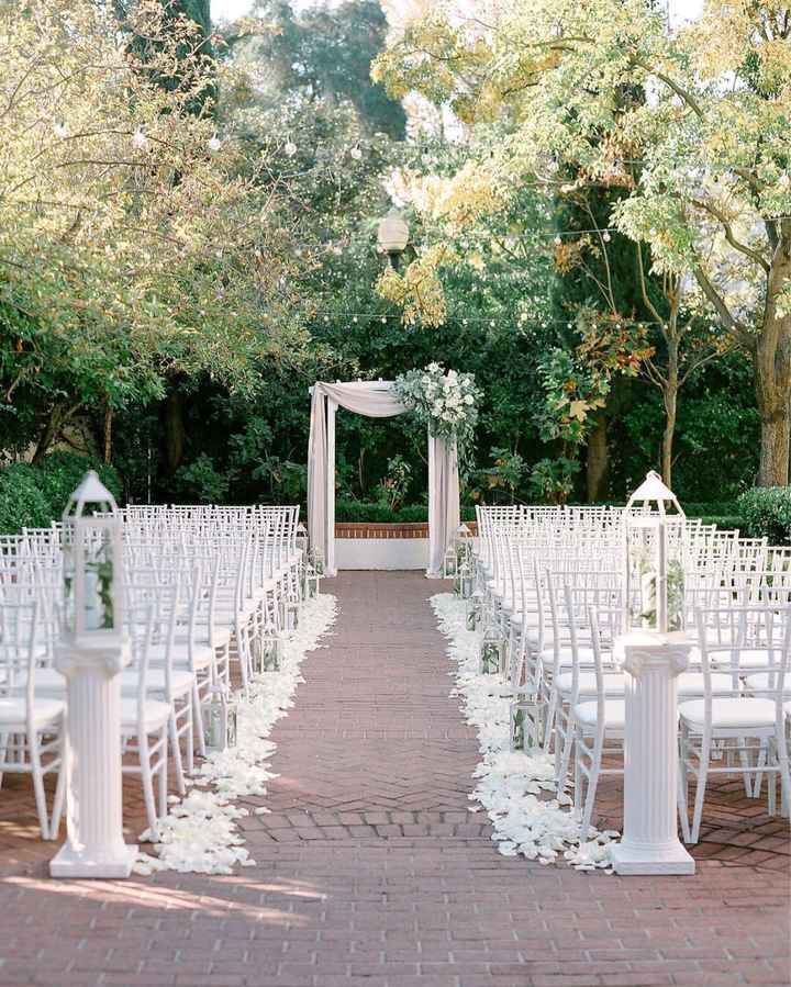 How are you decorating your wedding aisle? - 1
