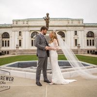 Long sleeve wedding dress love!