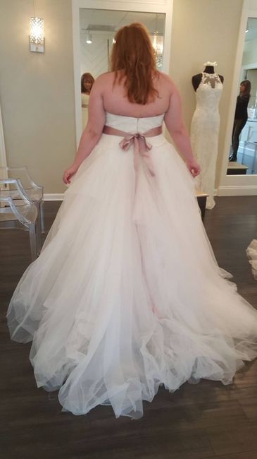 Plus size Brides: Sleeves or No Sleeves??