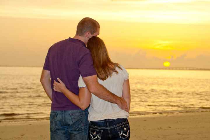 Engagement pictures!! :D
