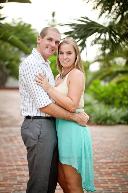 Engagement pictures!! :D