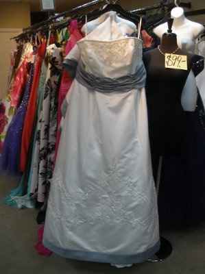 My dress!!  Finally uploaded pics!