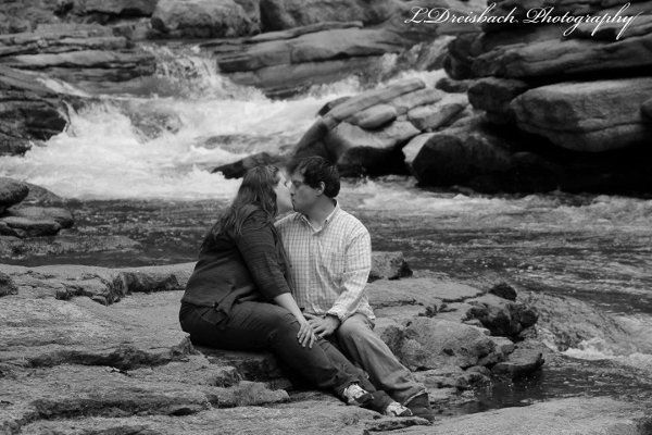 Our engagement pics!!